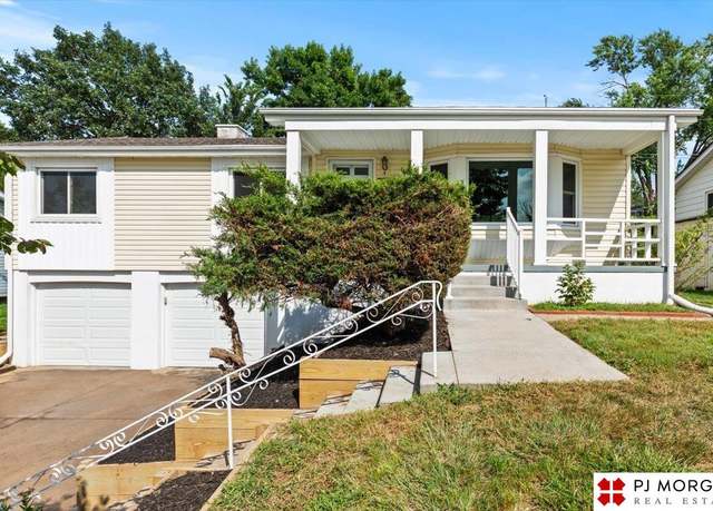 Property at 5447 N 63rd St, Omaha, NE 68104, 3 beds, 2 baths