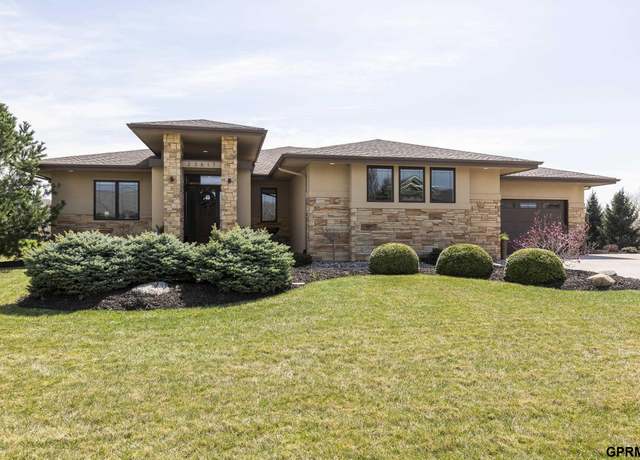 Property at 23617 Hampton Rd, Elkhorn, NE 68022-0000, 6 beds, 3.5 baths