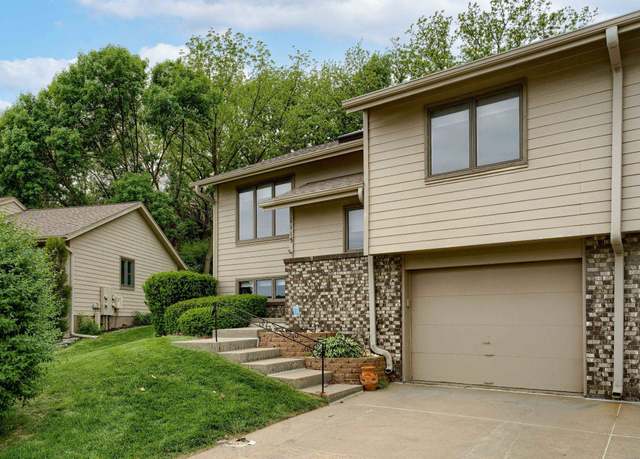 Property at 1115 Arbor Ridge Dr, Council Bluffs, IA 51503, 2 beds, 2 baths