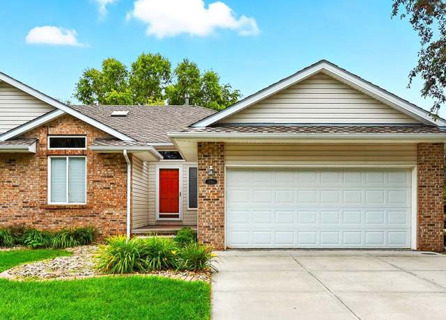 Property at 17161 Oakmont St, Omaha, NE 68136, 2 beds, 2 baths