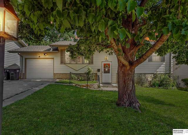 Property at 13930 Weir St, Omaha, NE 68137, 3 beds, 1 bath