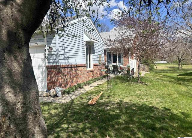 Property at 5418 Thies Cove Dr, Lincoln, NE 68516, 3 beds, 2 baths