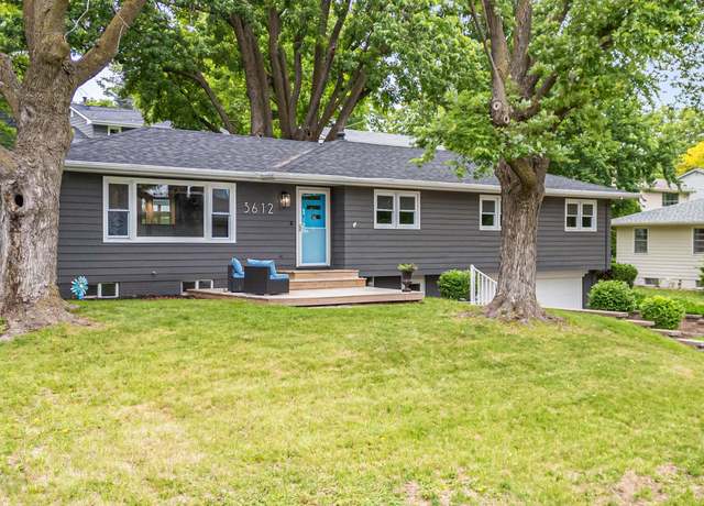 Property at 3612 S 105th Ave, Omaha, NE 68124, 4 beds, 2 baths