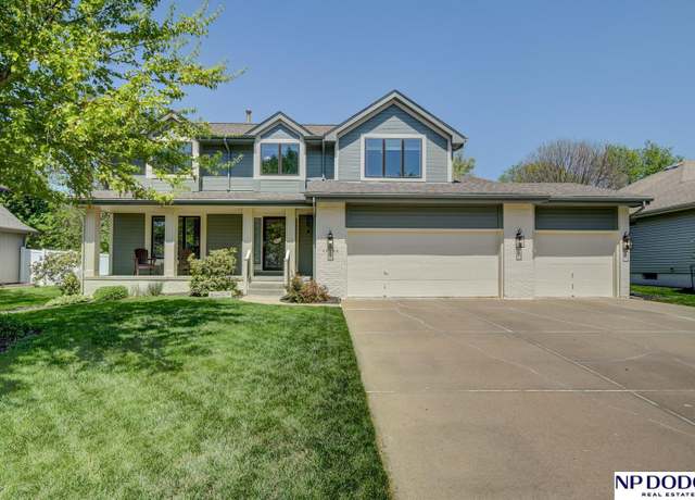 Property at 15134 Sherwood Ave, Omaha, NE 68116, 4 beds, 3 baths