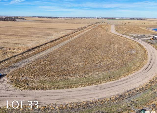 Property at 33 Bald Eagle Dr, Chapman, NE 68827