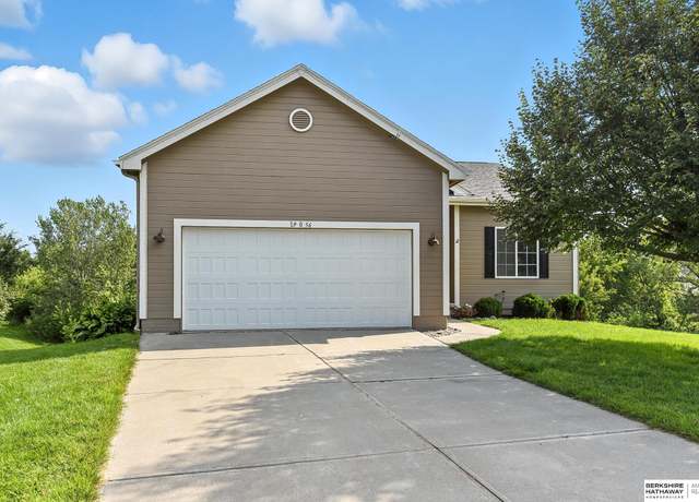 Property at 19056 Drexel Cir, Omaha, NE 68135, 2 beds, 2.5 baths