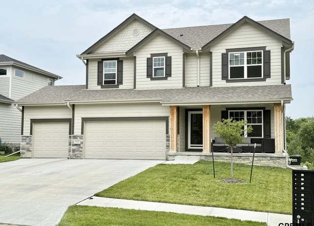 Property at 8809 N 177 St, Bennington, NE 68007, 4 beds, 2.5 baths