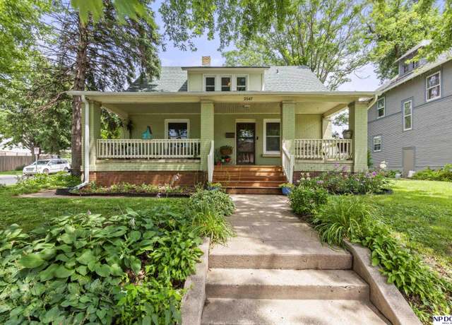 Property at 2547 N 61 St, Omaha, NE 68104, 4 beds, 2 baths