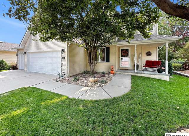 Property at 507 Trail Ridge Cir, Lincoln, NE 68505, 4 beds, 2.5 baths