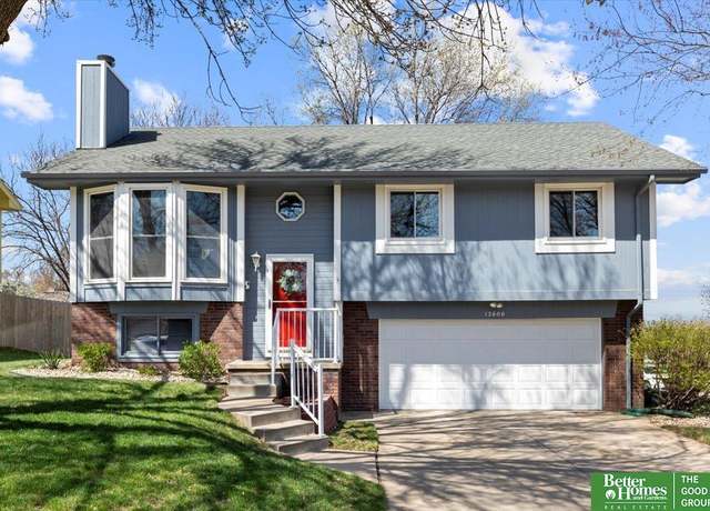 Property at 12606 Camden Ave, Omaha, NE 68164, 3 beds, 2 baths