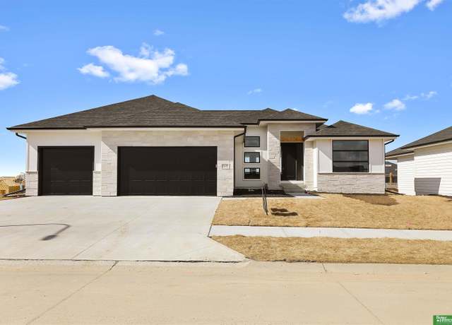 Property at 5430 N 212 Ave, Elkhorn, NE 68022, 5 beds, 3 baths