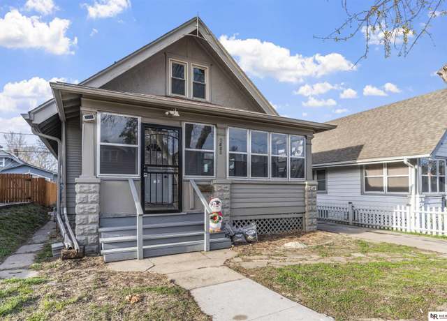 Property at 2880 Bauman Ave, Omaha, NE 68112, 5 beds, 3 baths
