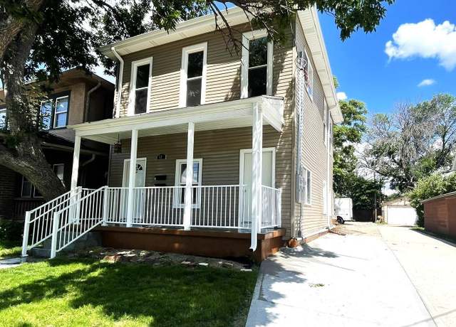 Property at 131 8th St, Council Bluffs, IA 51501, 4 beds, 2 baths