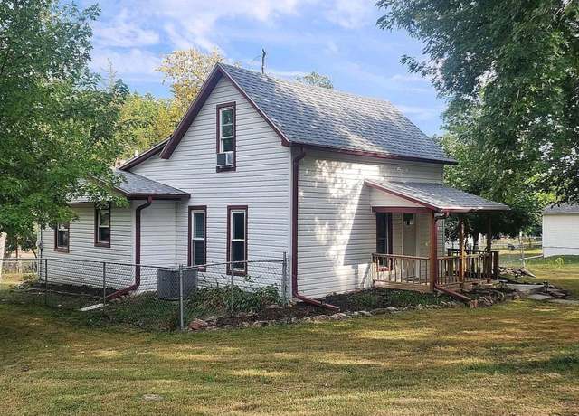 Property at 540 B St, Palmyra, NE 68418, 3 beds, 2 baths