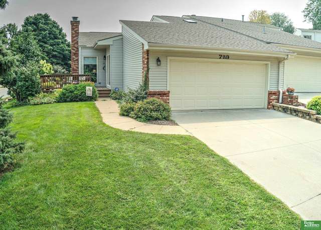 Property at 739 N 129 Ct, Omaha, NE 68154, 2 beds, 3 baths