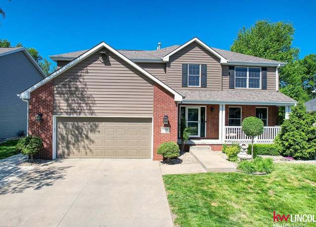 Property at 5511 S 72 St, Lincoln, NE 68516, 4 beds, 4.5 baths