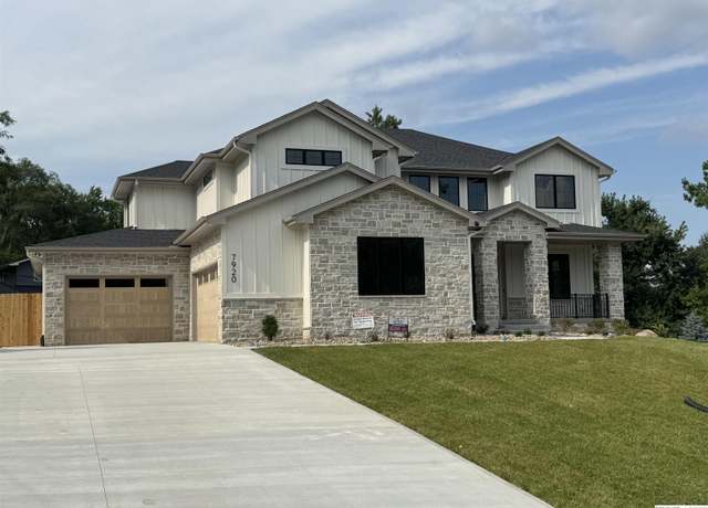 Property at 7920 Howard St, Omaha, NE 68114, 5 beds, 4.5 baths
