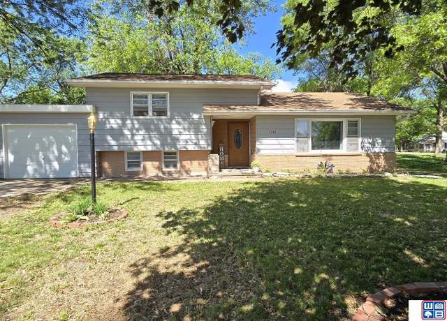 Property at 1241 Bessie St, Goehner, NE 68364, 2 beds, 2 baths