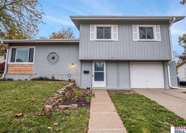 Property at 9650 Ruggles St, Omaha, NE 68134, 3 beds, 2 baths