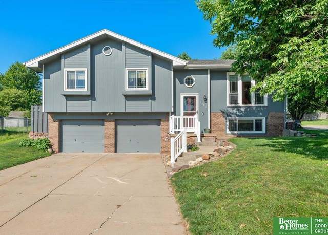 Property at 1703 Yorktown St, Bellevue, NE 68123, 3 beds, 2 baths
