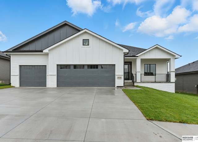 Property at 8218 N 167th Ave, Bennington, NE 68007, 5 beds, 3 baths