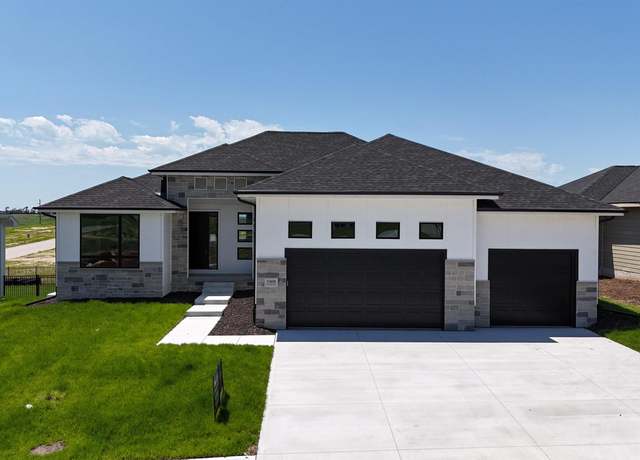 Property at 5408 N 212 St, Elkhorn, NE 68022, 6 beds, 3 baths