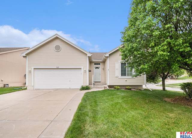 Property at 3005 N 146 St, Omaha, NE 68116, 3 beds, 3 baths