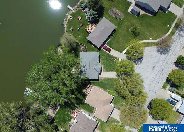 Property at 2201 W Millstone Rd, Lincoln, NE 68522, 4 beds, 2 baths