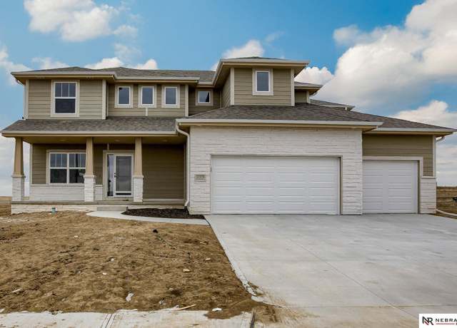 Property at Lot 217 Sumtur Crossing 2, Papillion, NE 68046, 5 beds, 2.5 baths