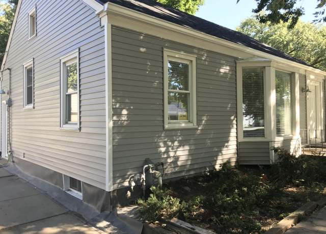 Property at 3744 A St, Lincoln, NE 68510, 4 beds, 2 baths