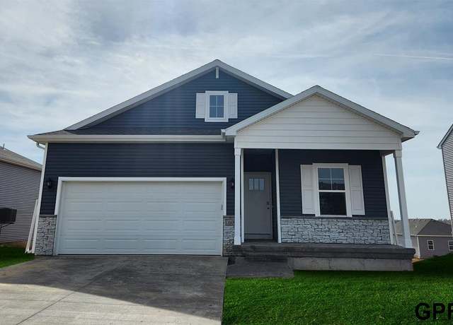 Property at 12650 S 205th St, Gretna, NE 68028, 5 beds, 3 baths