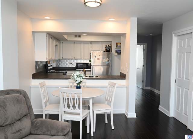 Property at 139 N 11th St #904, Lincoln, NE 68508, 2 beds, 2 baths