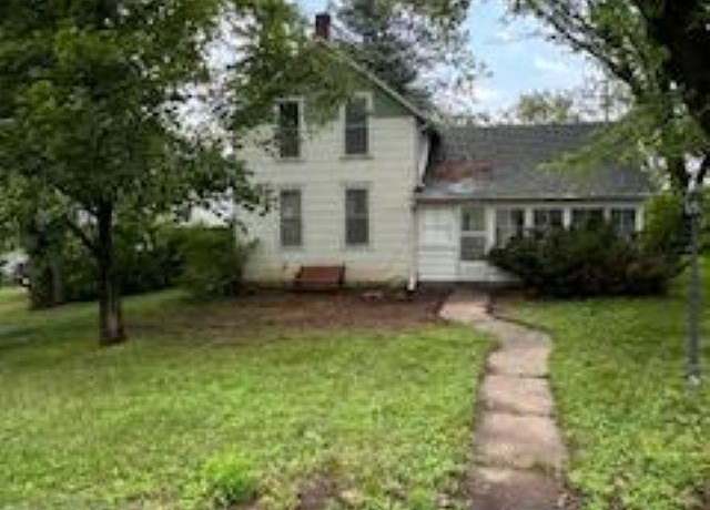Property at 206 S Main St, Hooper, NE 68031, 3 beds, 1 bath