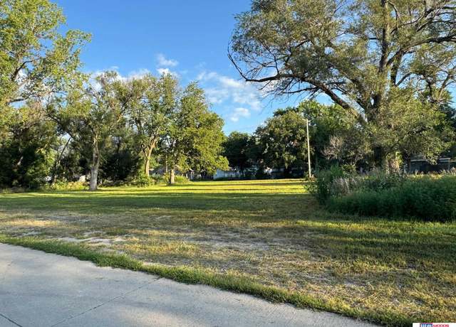 Property at 1807-1829 May St, Beatrice, NE 68310