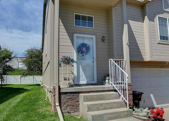 Property at 6016 S 116th St, Omaha, NE 68137, 2 beds, 2 baths