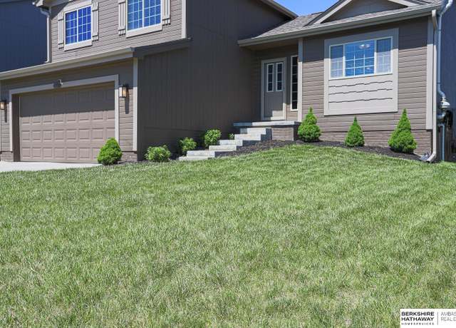Property at 13920 Iowa St, Omaha, NE 68142, 3 beds, 2.5 baths