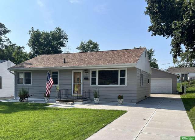 Property at 7515 Maywood St, Omaha, NE 68127, 3 beds, 2 baths