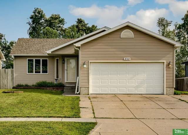 Property at 4140 W Huntington Ave, Lincoln, NE 68524, 3 beds, 2 baths