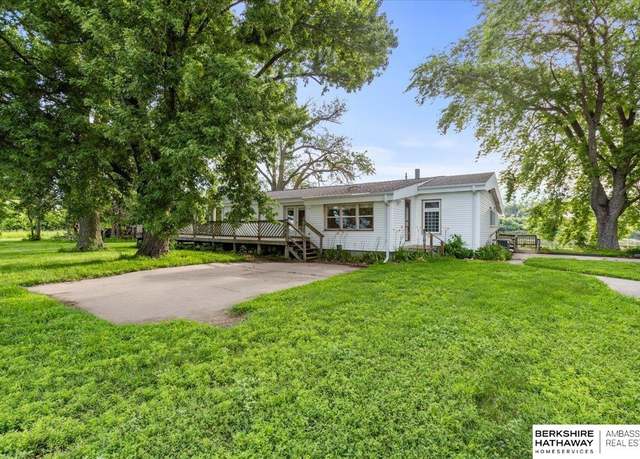 Property at 20850 Chippewa Cree Ln, Herman, NE 68029, 3 beds, 2 baths