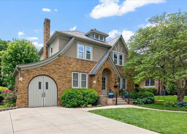 Property at 2028 N 55 St, Omaha, NE 68104, 3 beds, 2 baths