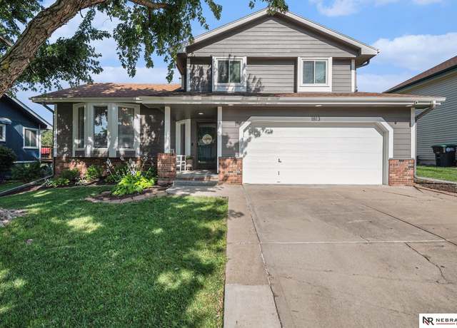 Property at 1813 N 159th St, Omaha, NE 68118, 3 beds, 2.5 baths