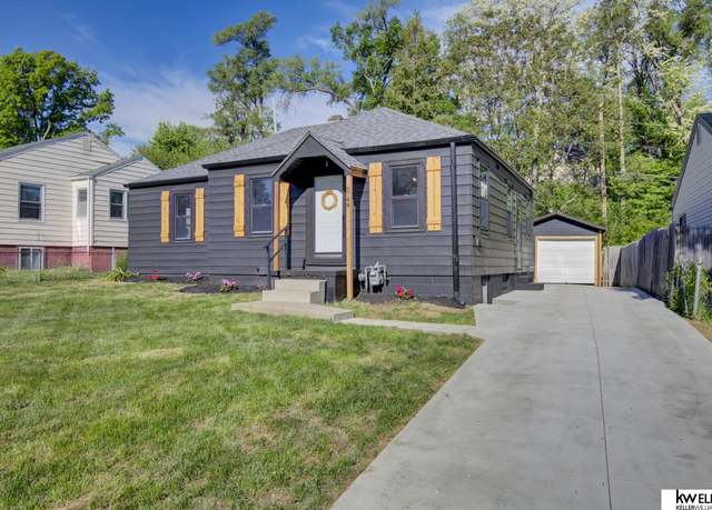 Property at 6748 N 33rd St, Omaha, NE 68112, 4 beds, 2 baths