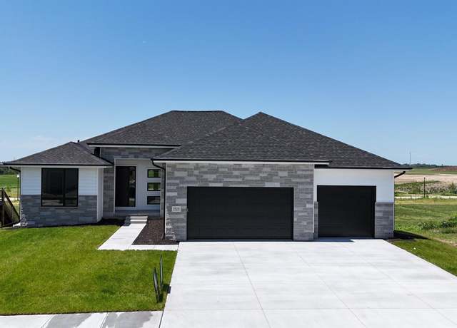 Property at 5816 N 198th St, Elkhorn, NE 68022, 6 beds, 3 baths