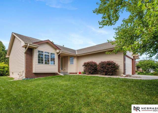 Property at 21327 Blackstone Cir, Gretna, NE 68028, 3 beds, 2.5 baths