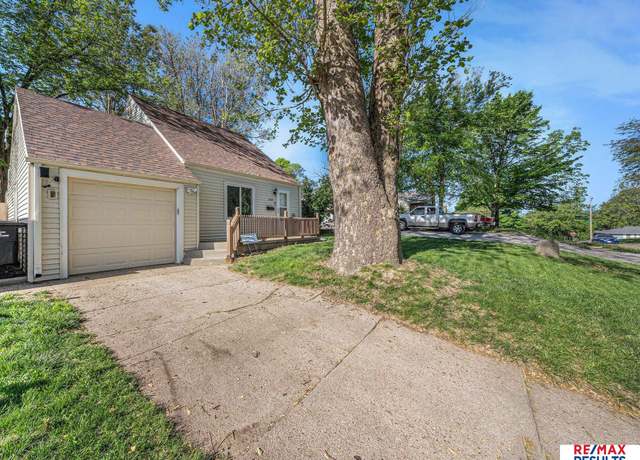 Property at 6029 Ruggles St, Omaha, NE 68104, 2 beds, 1 bath