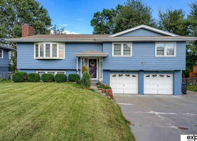 Property at 6417 N 68th St, Omaha, NE 68104, 4 beds, 2 baths