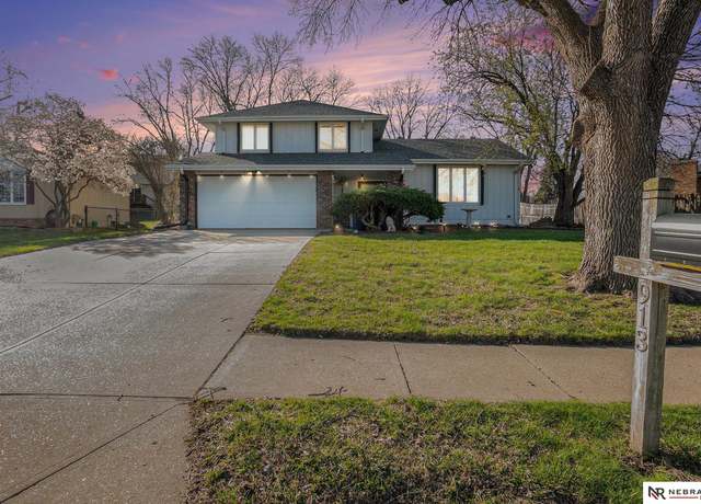 Property at 913 Buckboard Blvd, Papillion, NE 68046, 3 beds, 2.5 baths