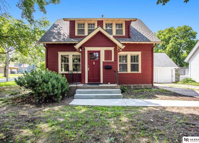 Property at 3135 C St, Lincoln, NE 68510, 2 beds, 1 bath