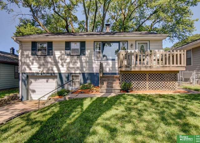 Property at 2044 N 67th Ave, Omaha, NE 68104, 3 beds, 2 baths