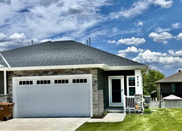 Property at 6154 S 87 St, Lincoln, NE 68526, 2 beds, 2.5 baths